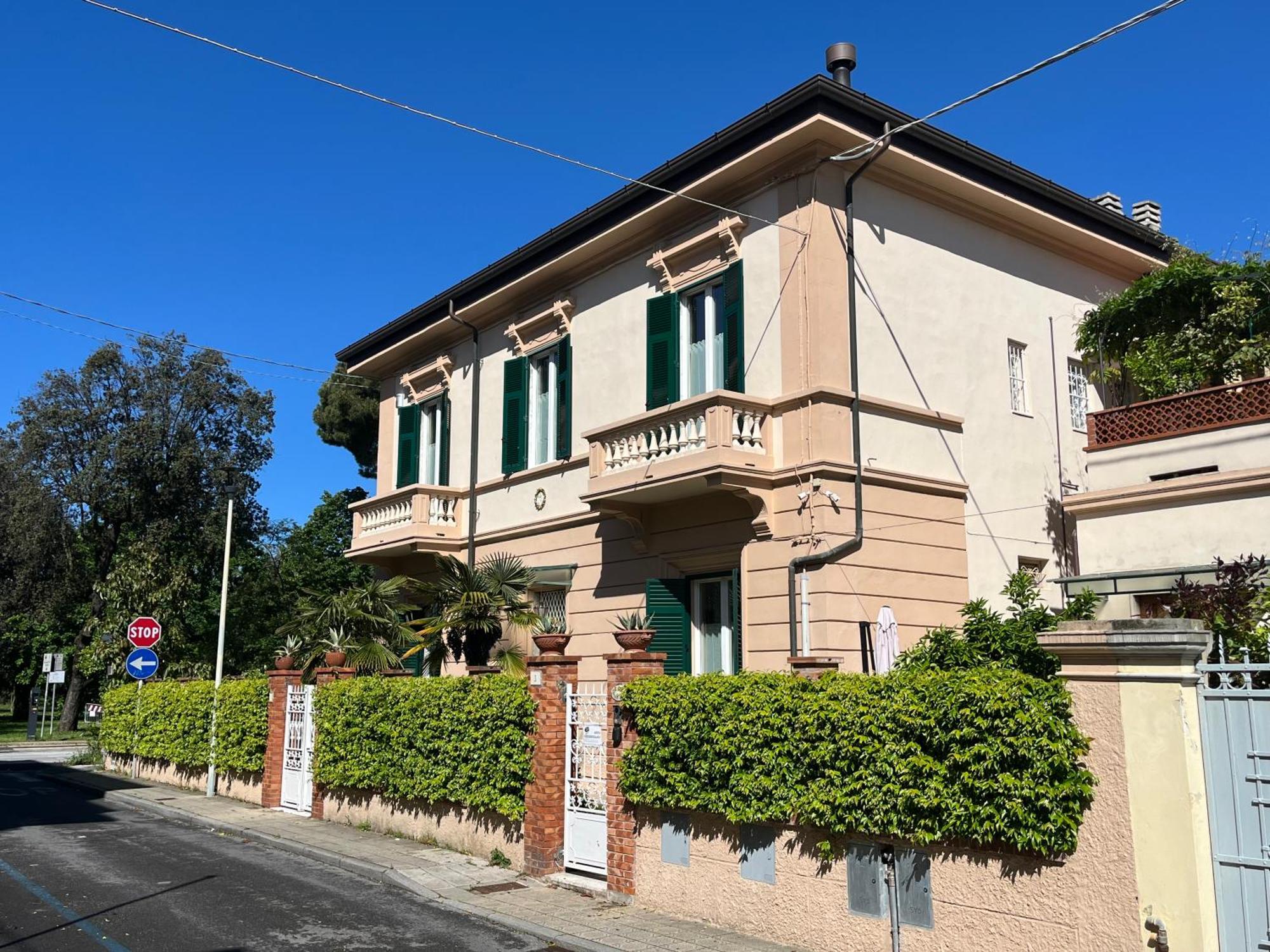 Pura Vida Viareggio